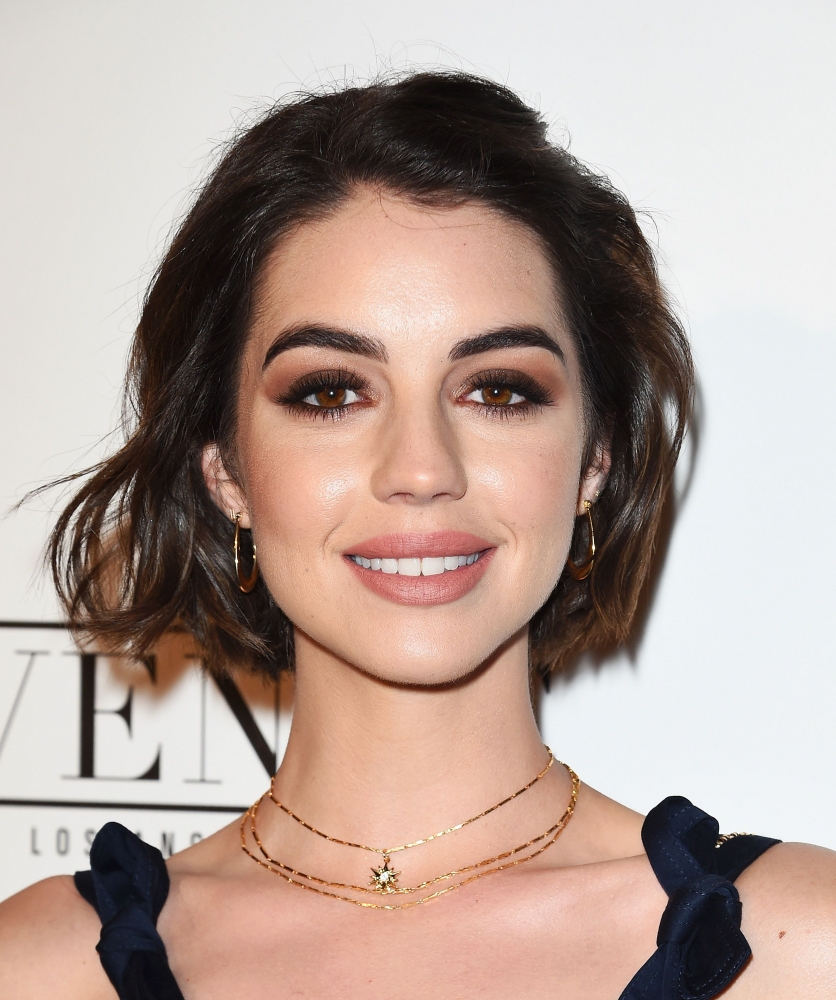 adelaide_kane_2017_may_2_nylon_young_hollywood_party_in_la_01.JPG